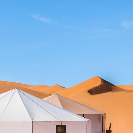 Caravanserai Luxury Desert Tented Camp メルズーガ エクステリア 写真