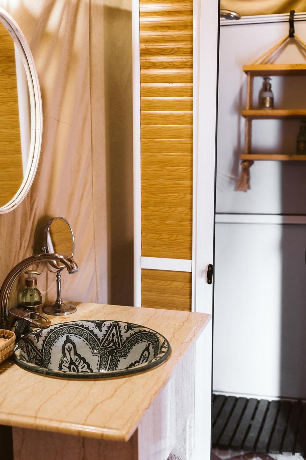 Caravanserai Luxury Desert Tented Camp メルズーガ 部屋 写真